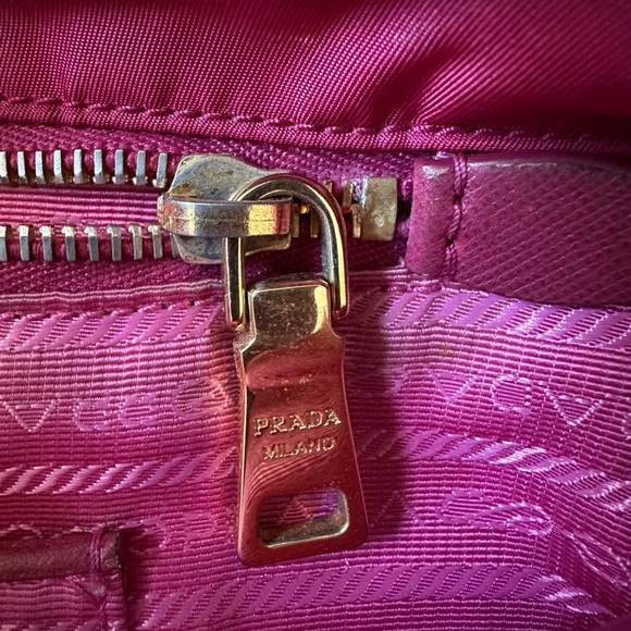 PRADA Tessuto Nylon Saffiano Tote Granato - Picture 11 of 12